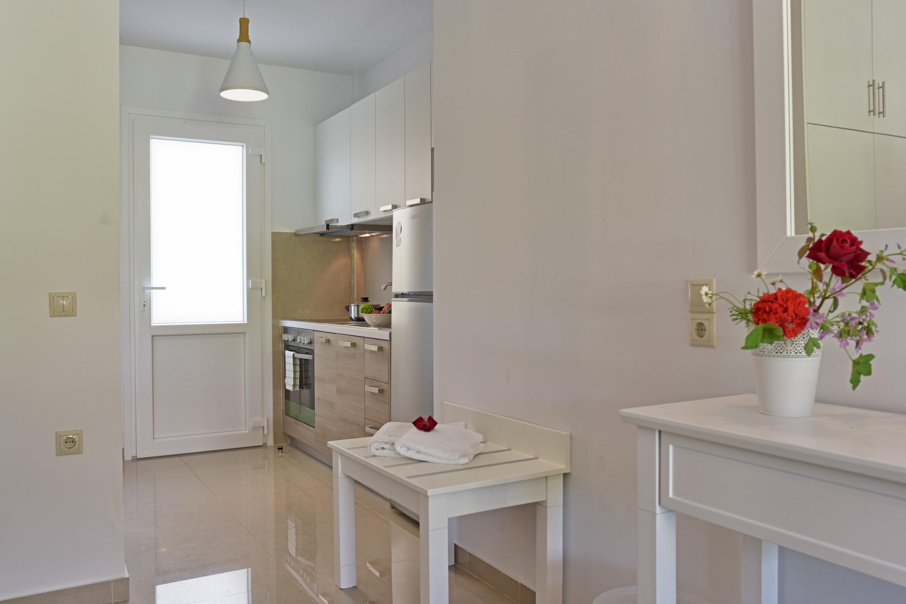 Palapart Gikas Suites And Studios Gouviá Eksteriør bilde